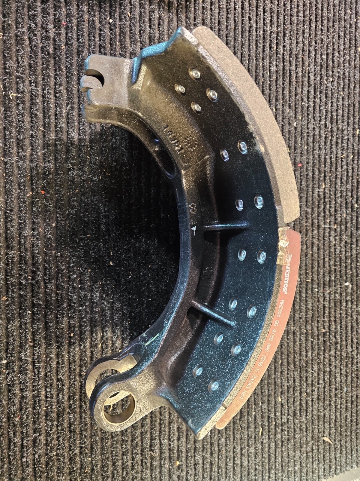 (QTY 2) MERITOR BRK17922400 SMA23014728CP LINED SHOE 4728 CAM 7248 7249