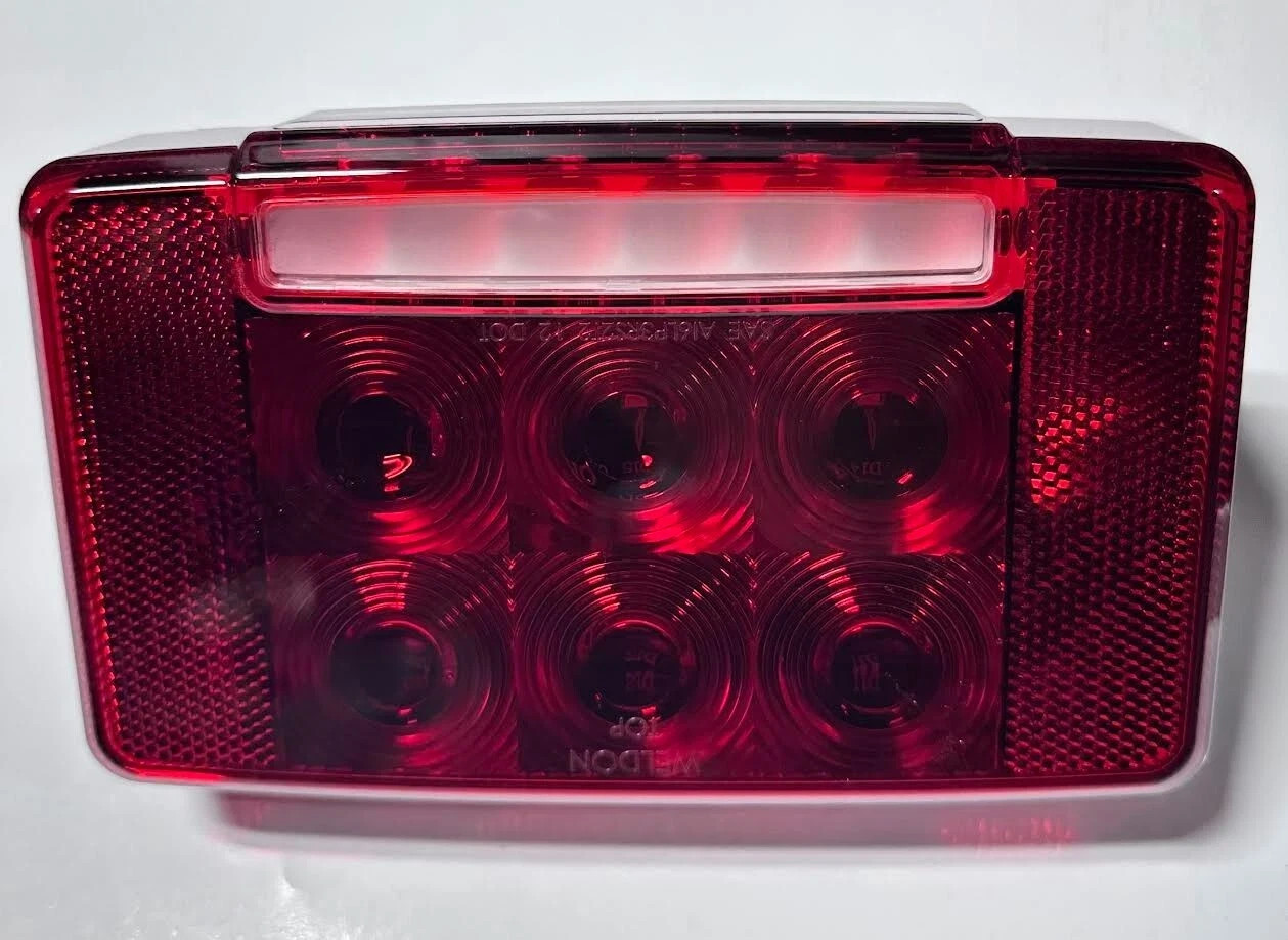 4095878C93 Genuine International Tail Stop Light RH/S OEM – New 4095878C92