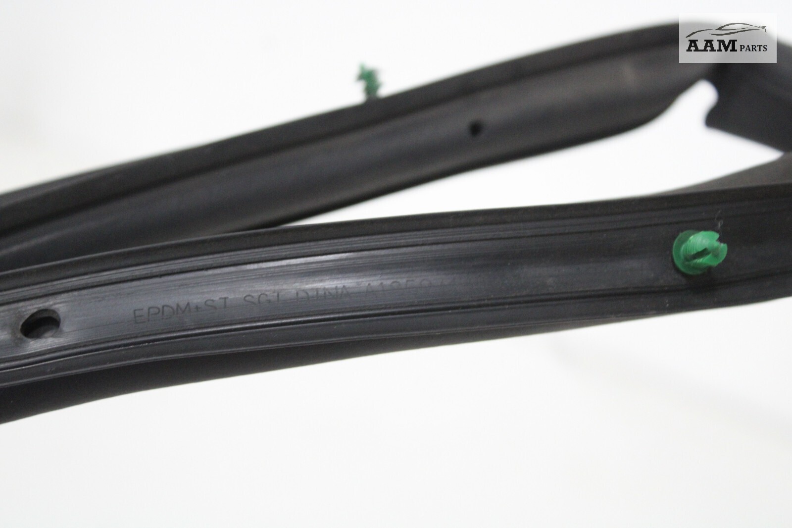 2018-2024 FREIGHTLINER CASCADIA FRONT RIGHT PASSENGER DOOR WEATHERSTRIP SEAL OEM
