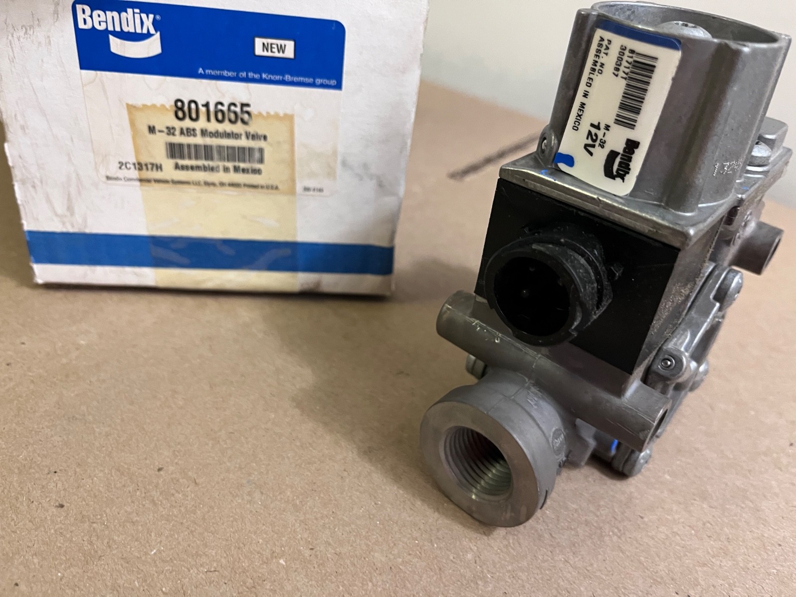 Genuine Bendix 801665 Bendix ABS Modulator Valve Bendix M-32 ABS Modulator Valve