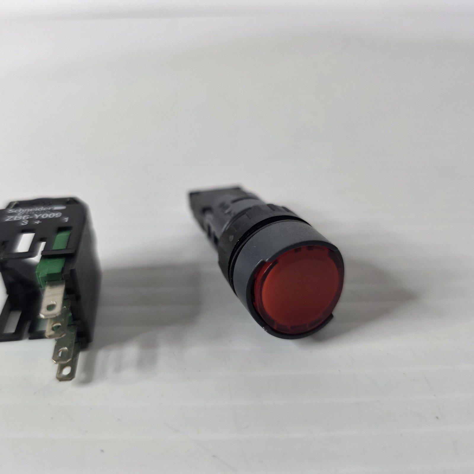 Wastebuilt Emergency Stop Button Heil 108-7858-001 Garbage Truck Replacement