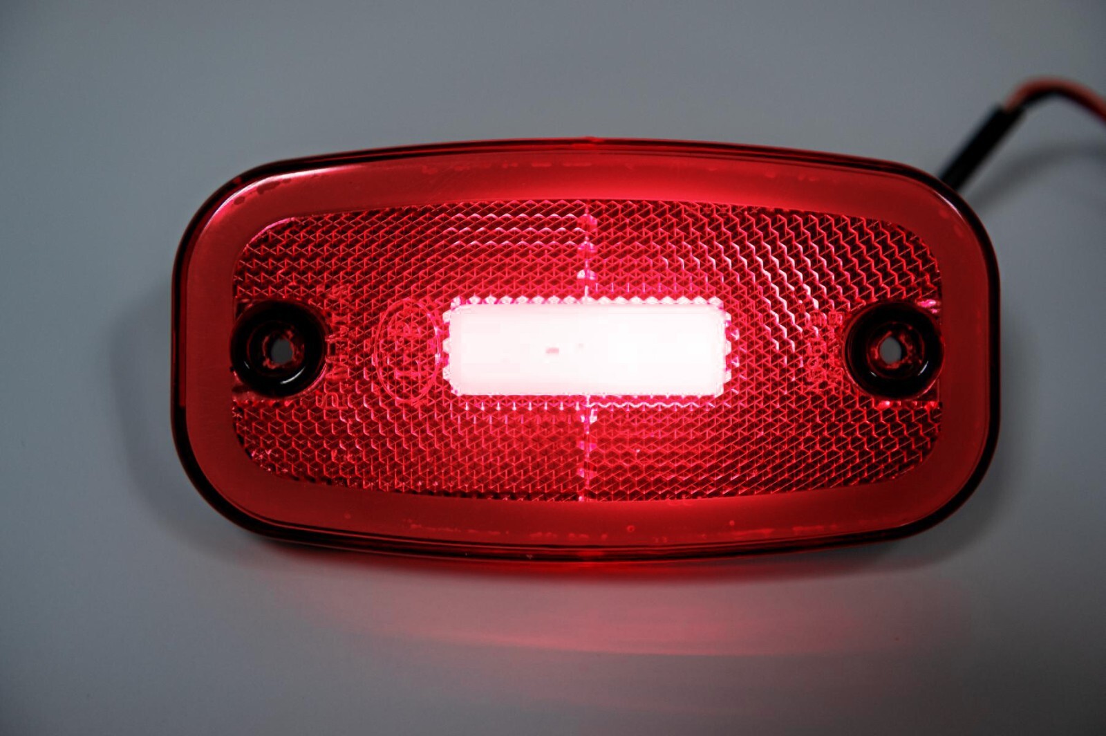 Red Side LED Rear Tail Marker Lights Oblong X8 12V 24V Neon Trailer Truck Lorry