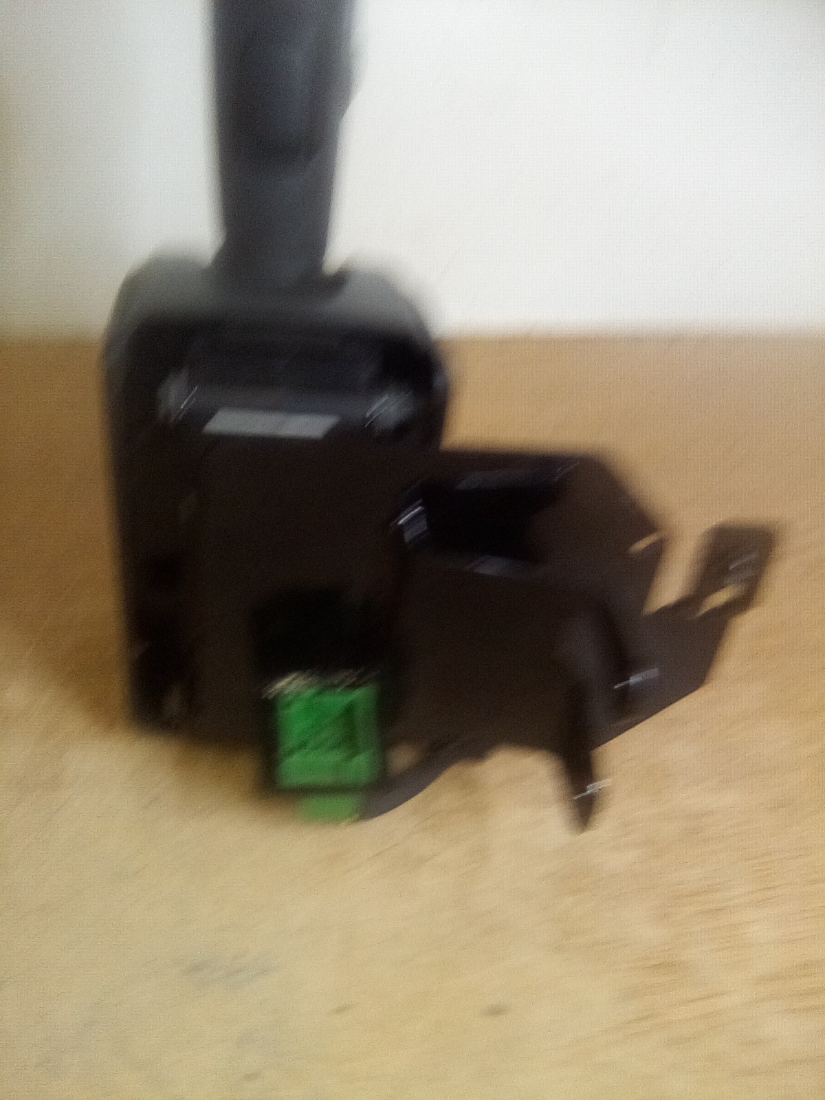 Volvo VNL 22583043 Shift Control Lever Assembly “READ DESCRIPTION”