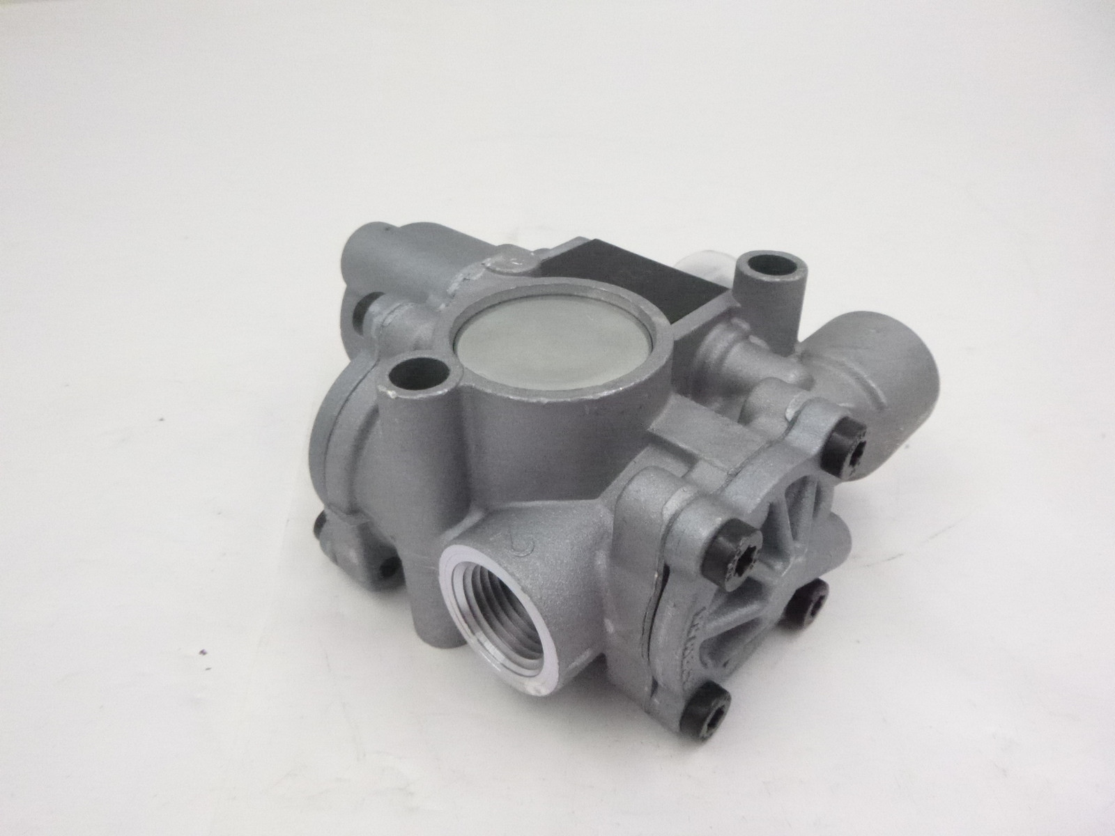 Wabco 4721950520 ABS Solenoid Modulator Valve For Volvo 85129020