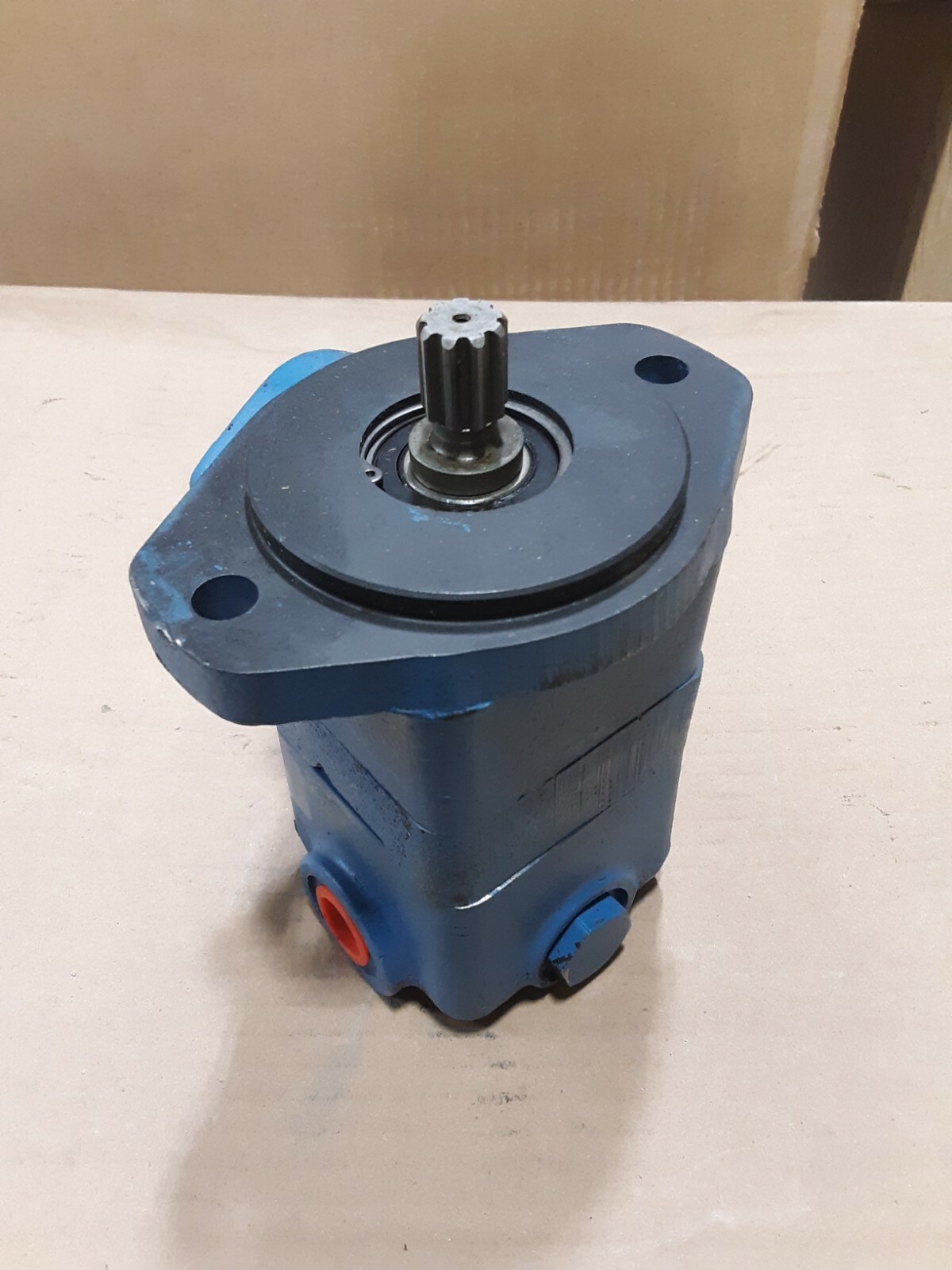EATON VICKERS PUMP V10F 1S6T 11B Vickers V10F 1S6T 11B