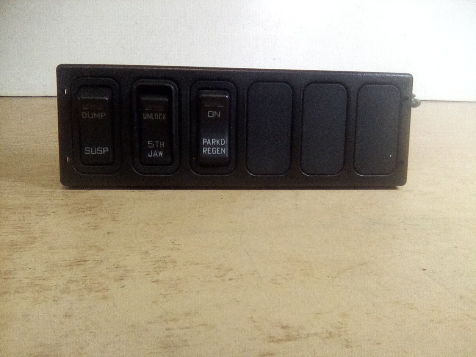 International Prostar 3549776C4 Switch Panel