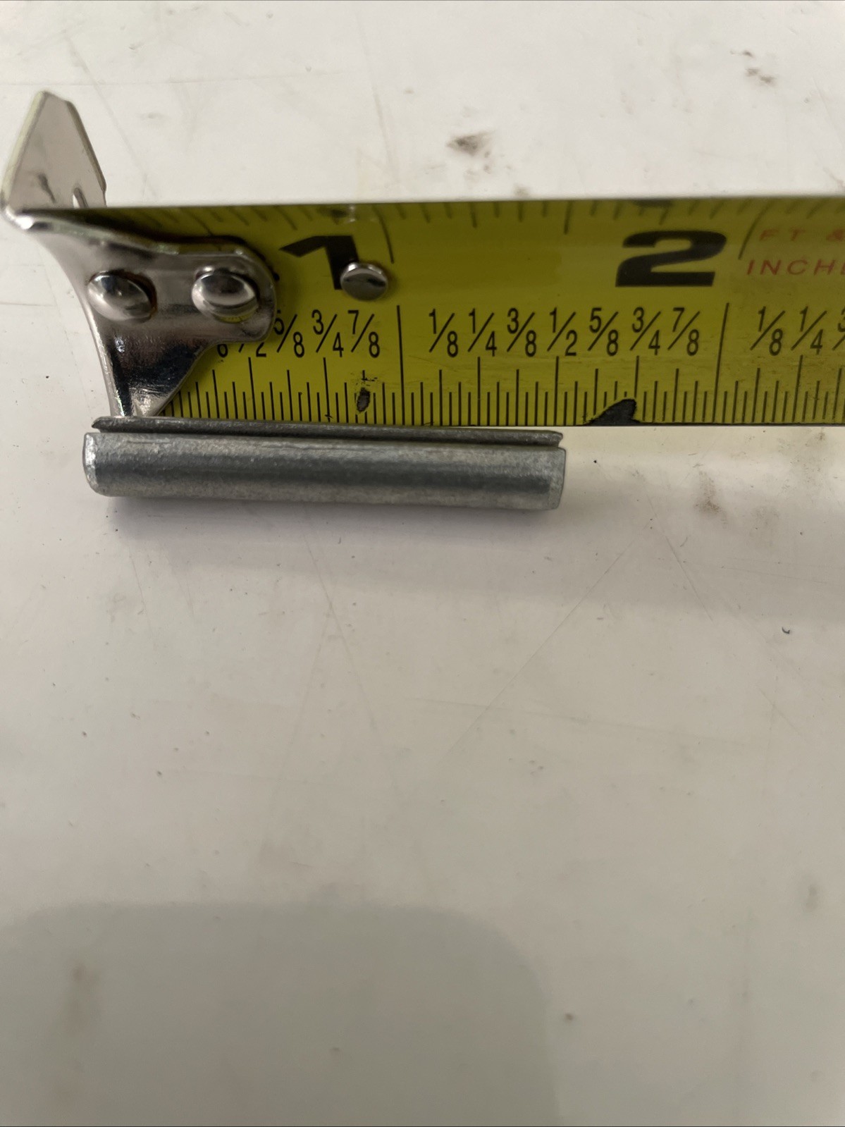 SAF HOLLAND SPRING PLATFORM HINGE PIN XB-21S2501500P NEW