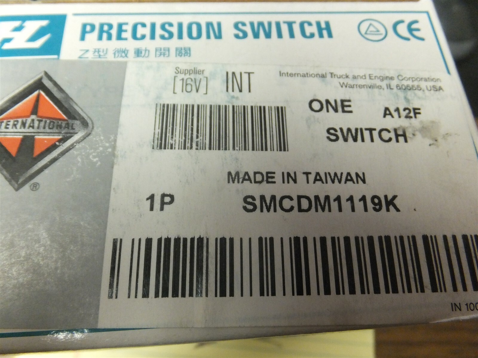 SMCDM1119K SCHOOL BUS DOOR ACTUATOR MICRO SWITCH SMA Z15G1704 HIGHLY (QTY 5)