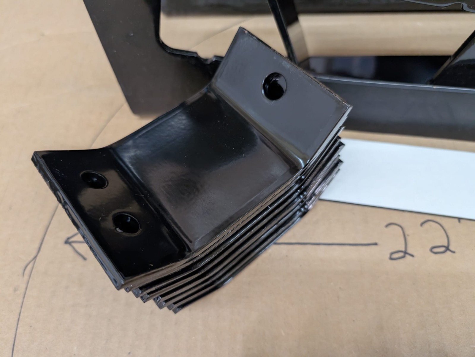 Thermo King 900398TKA – 22″ Fuel Tank Mount Hanger Kit For Reefer Trailer