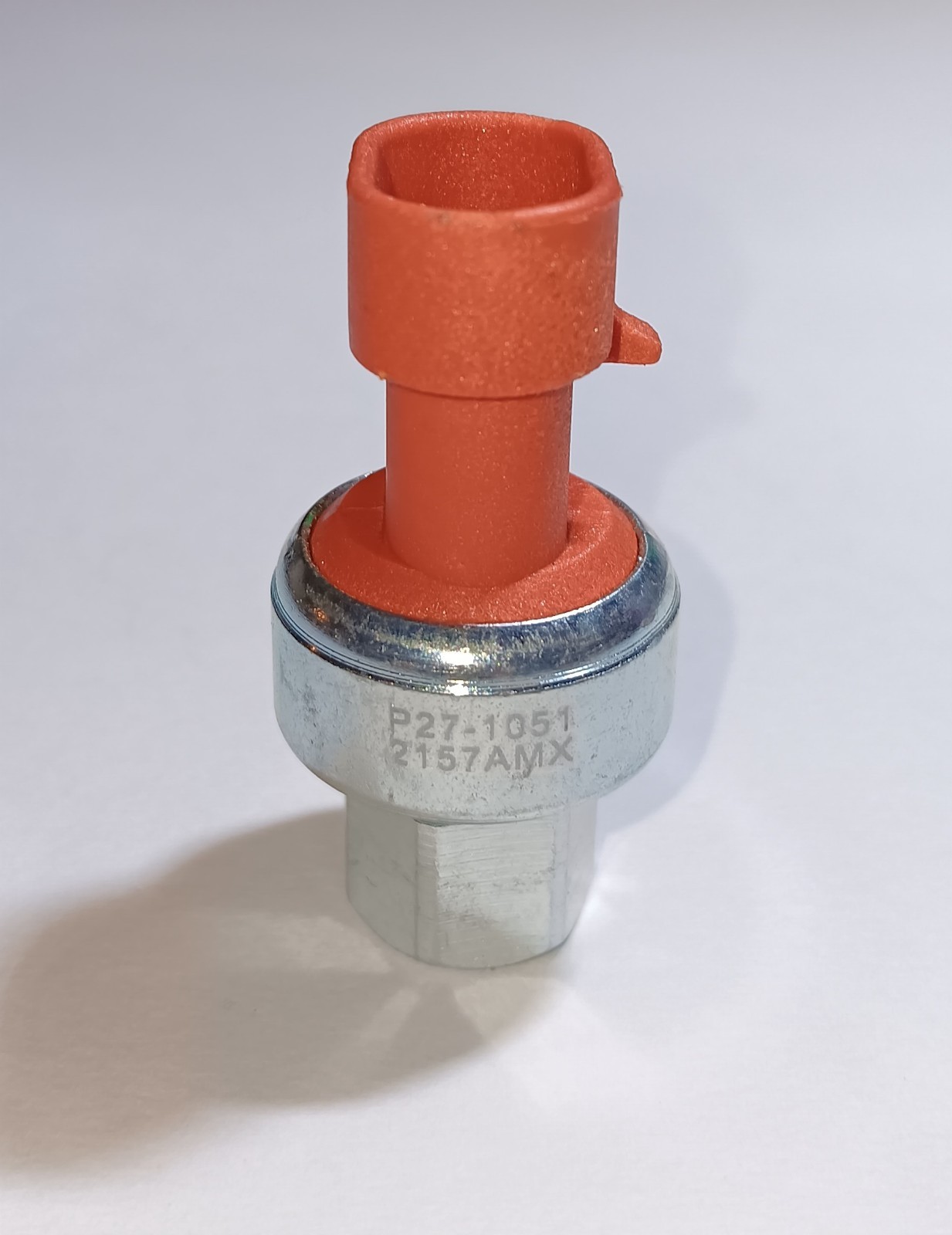 New Genuine OEM Paccar 79PSL3-4 P27-1051 Fan Override Switch Kenworth Peterbilt