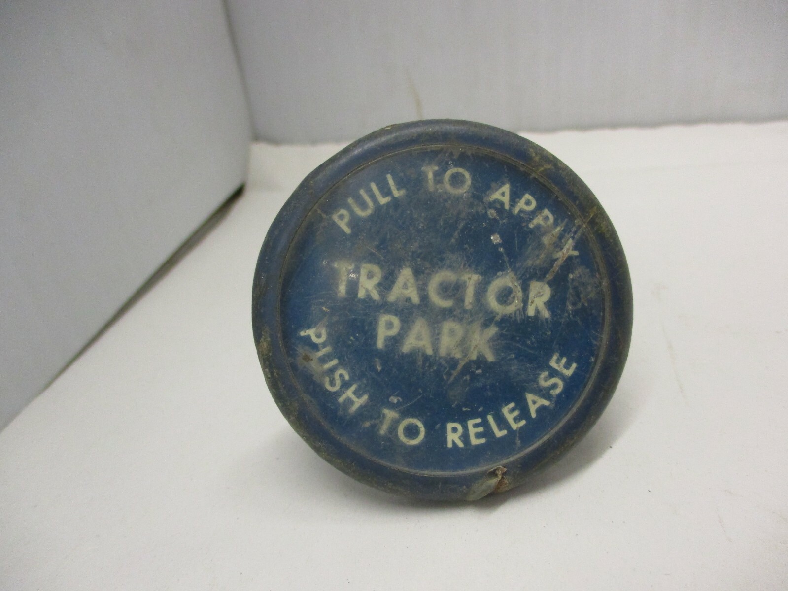 Pull To Apply Tractor Parking Push To Release Knob