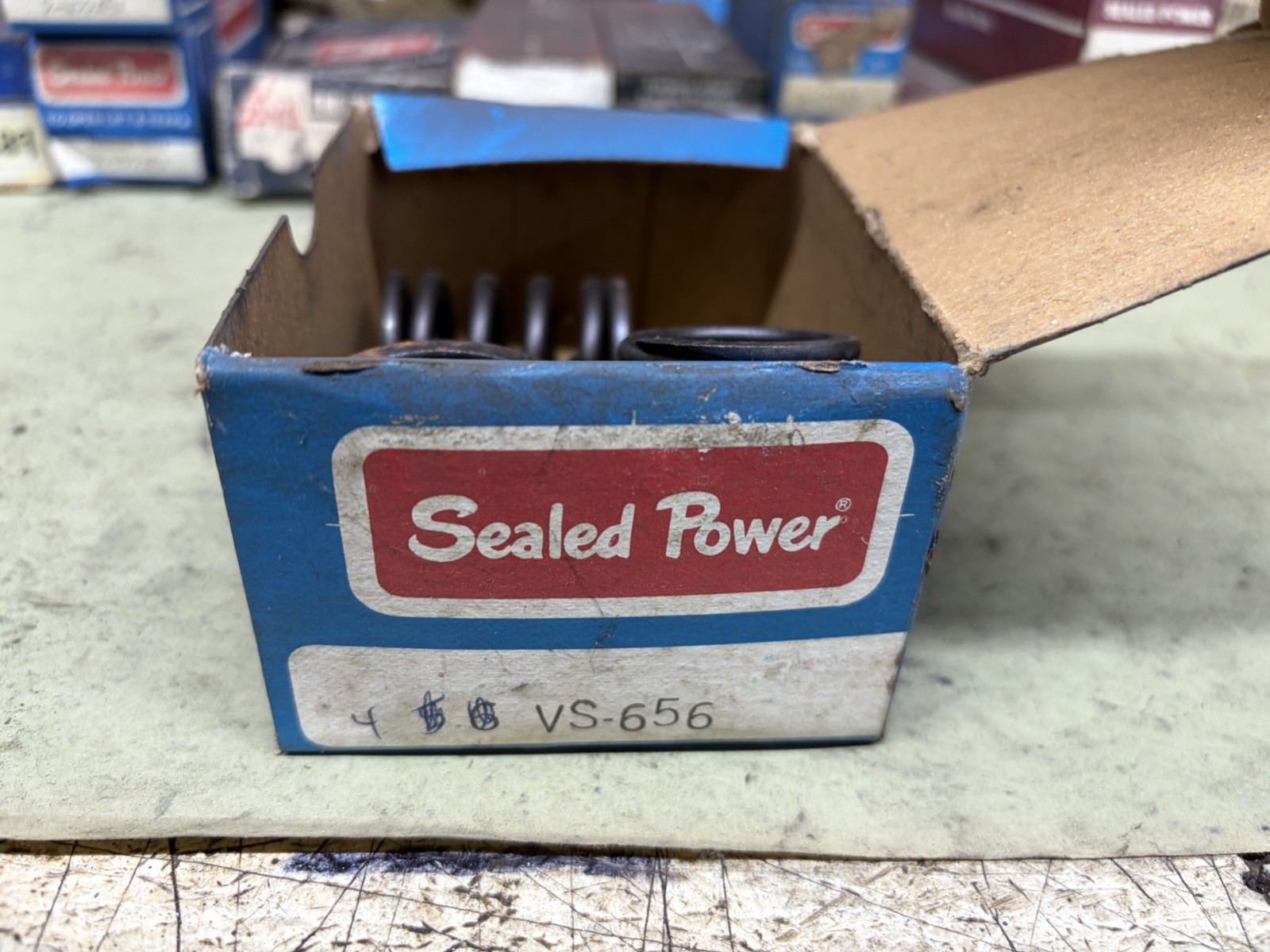 SEALED POWER VS656 VALVE SPRINGS BOX OF 10