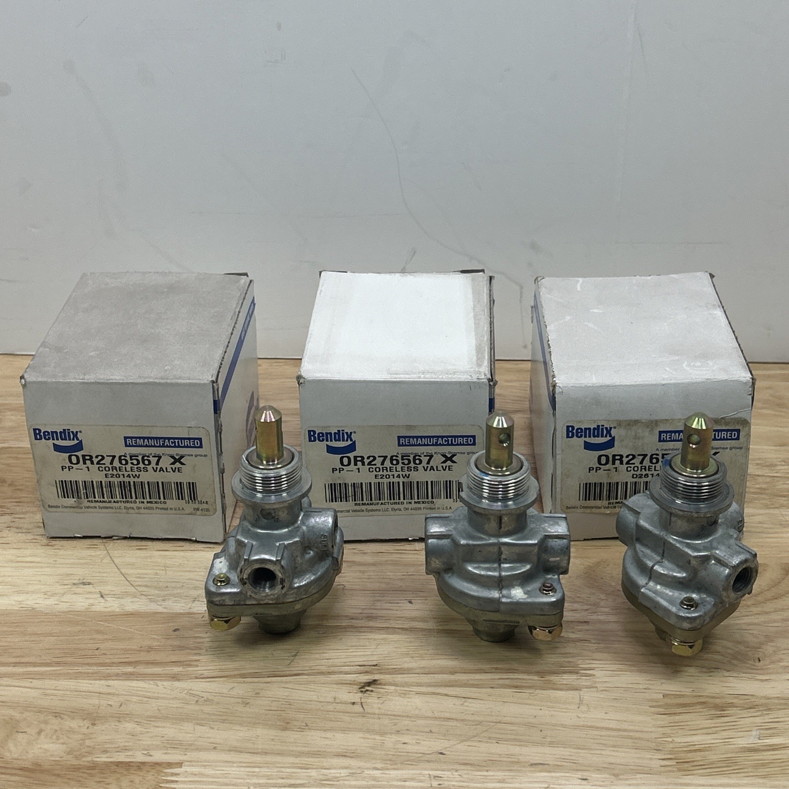 Lot Of 3 Bendix Dash Control Valve OR276567X PP-1 New Old Stock OEM