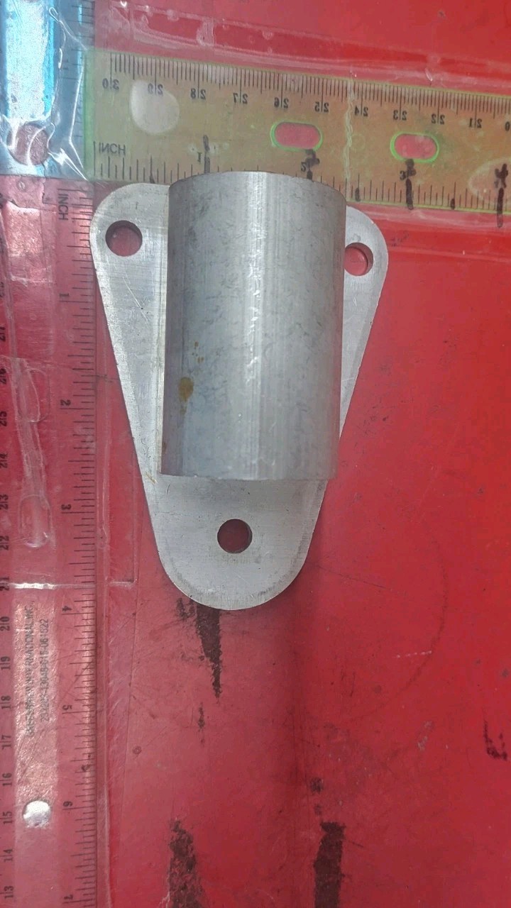 PP803218 GENUINE PANA-PACIFIC SIDE MOUNTING ANTENNA BRACKET NOS