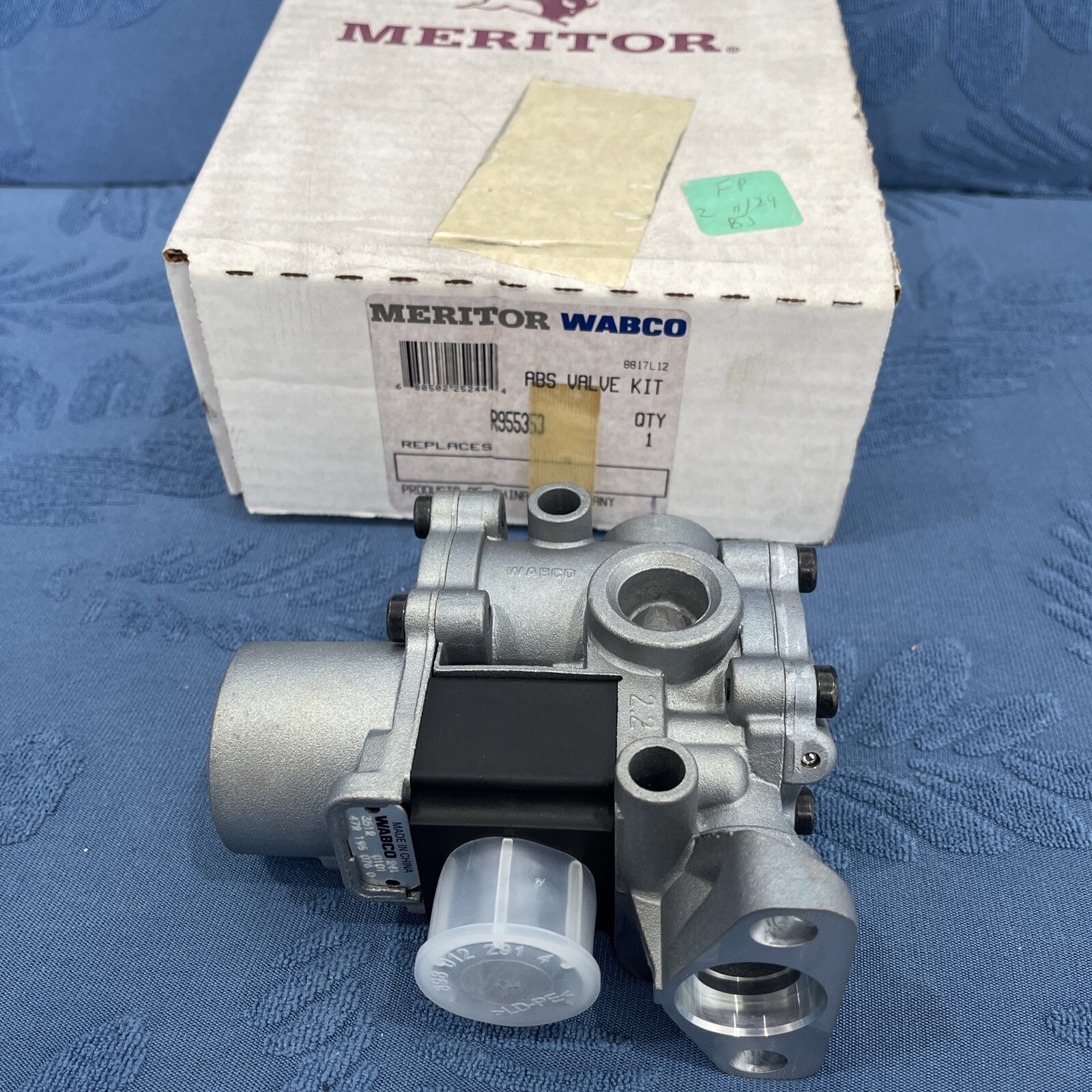 MERITOR WABCO ABS TRACTOR MODULATOR VALVE REPLACEMENT KIT – R955353