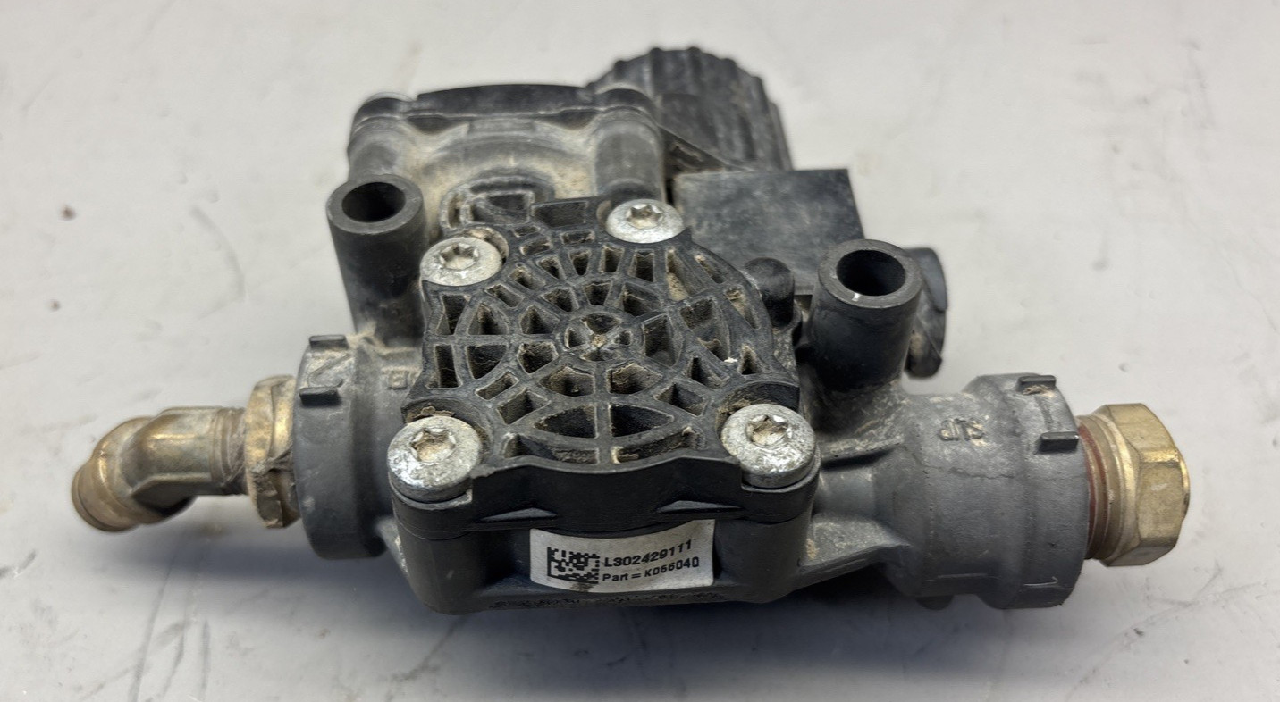 Used GENUINE BENDIX K056040 ABS MODULATOR VALVE 12V M-40HF