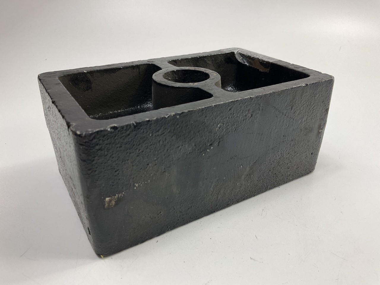 Automann ME16215 2-1/2″ Spacer Block, Replaces Mack # 13QK244AP15