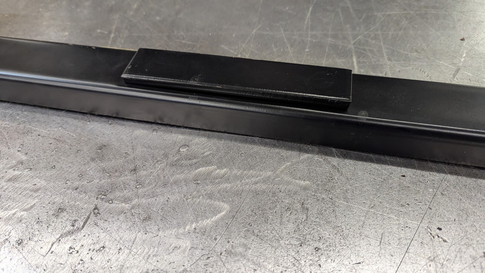 A06-17289-001 Freightliner Battery Retainer Bracket 27 1/2 long Hold Down