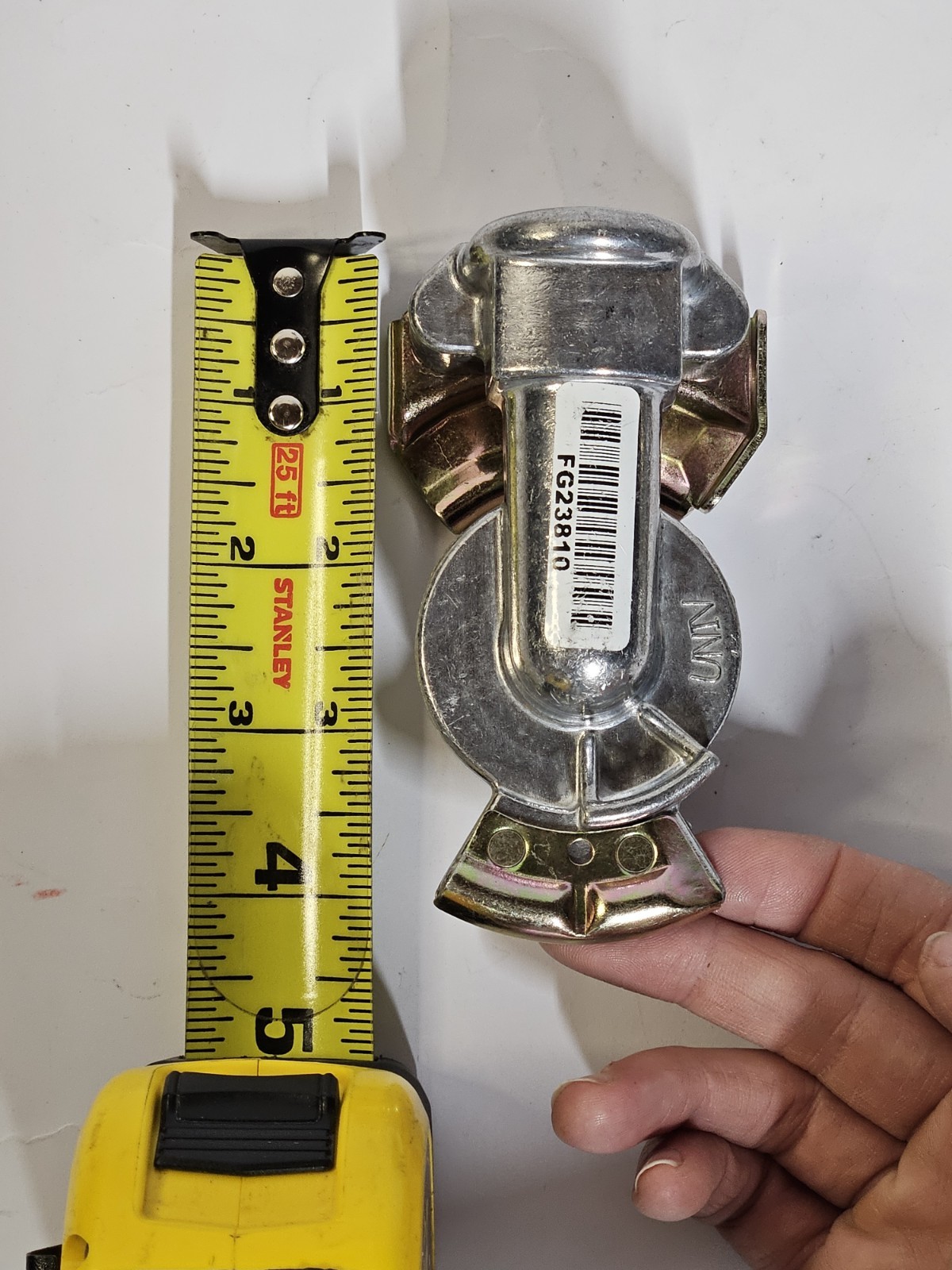 TRUCK PARTS- Universal Gladhand With Seal * Set of 23 Dynacraft