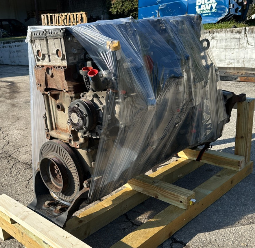 Freightliner Cascadia 126 DD15 Engine 14.8L 505HP 2020 OEM