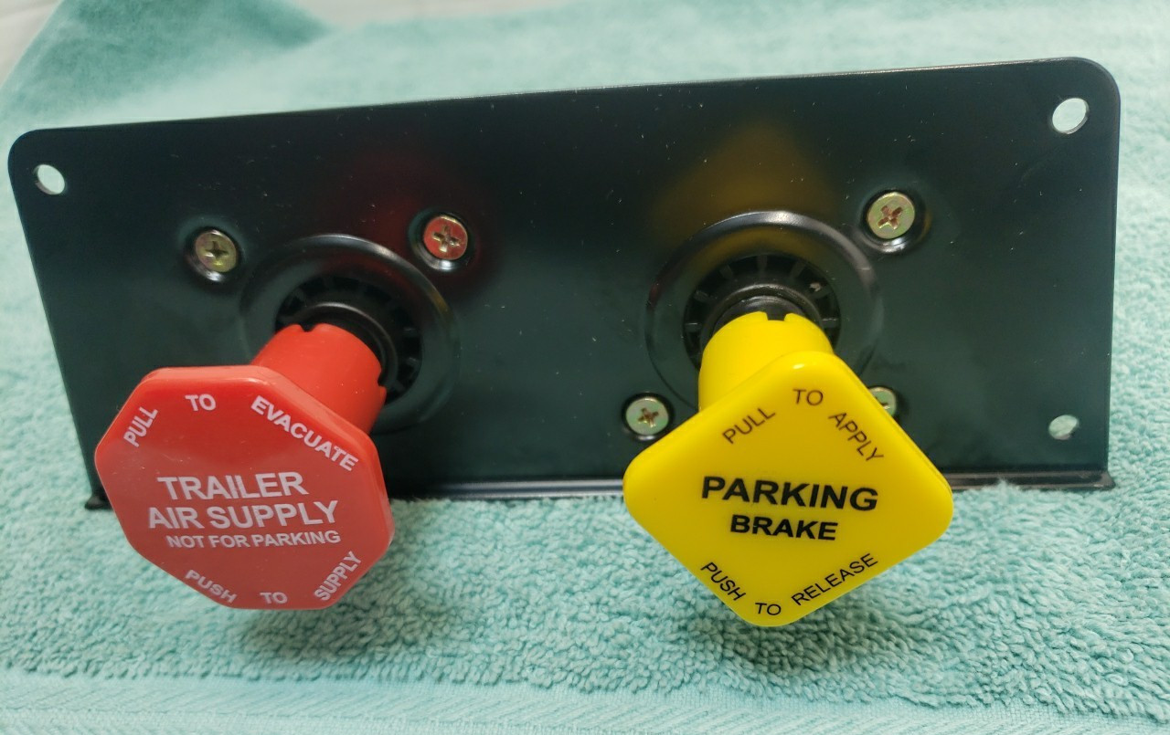 MV-3 Dash Air Brake Control Valve Bendix Freightliner BW5013293 Volvo 80163 L21