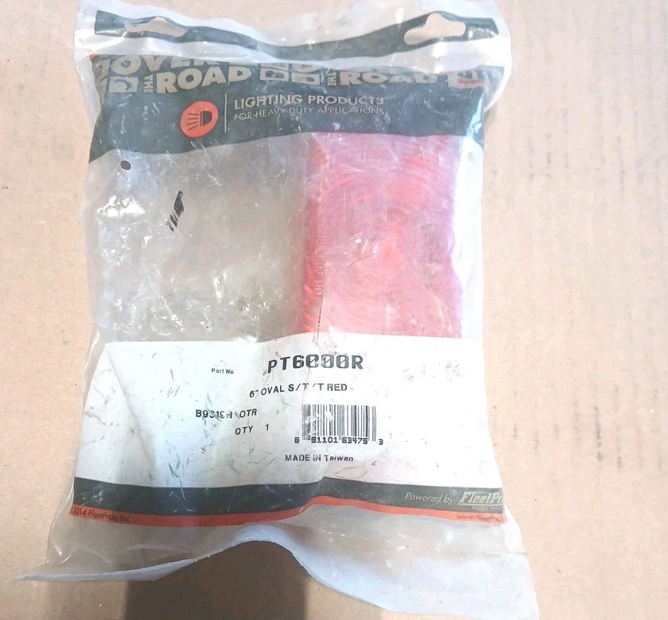 OTR PT6000R Oval Tail Light (SINGLE)