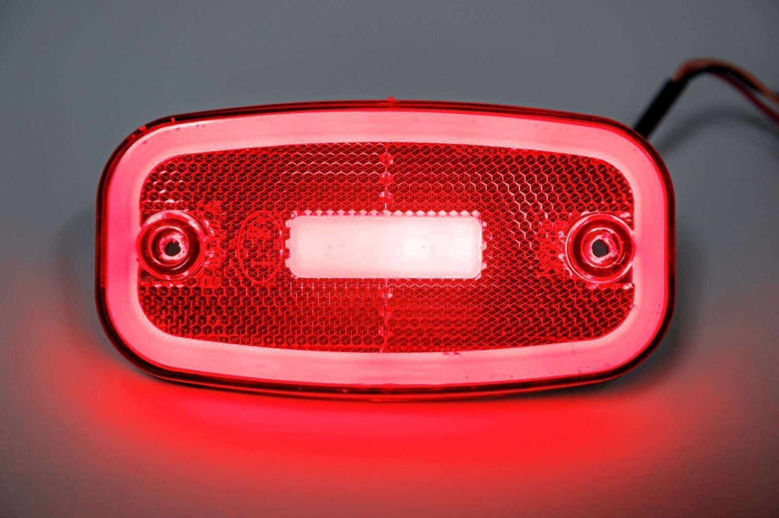 Red Side LED Rear Tail Marker Lights Oblong X8 12V 24V Neon Trailer Truck Lorry