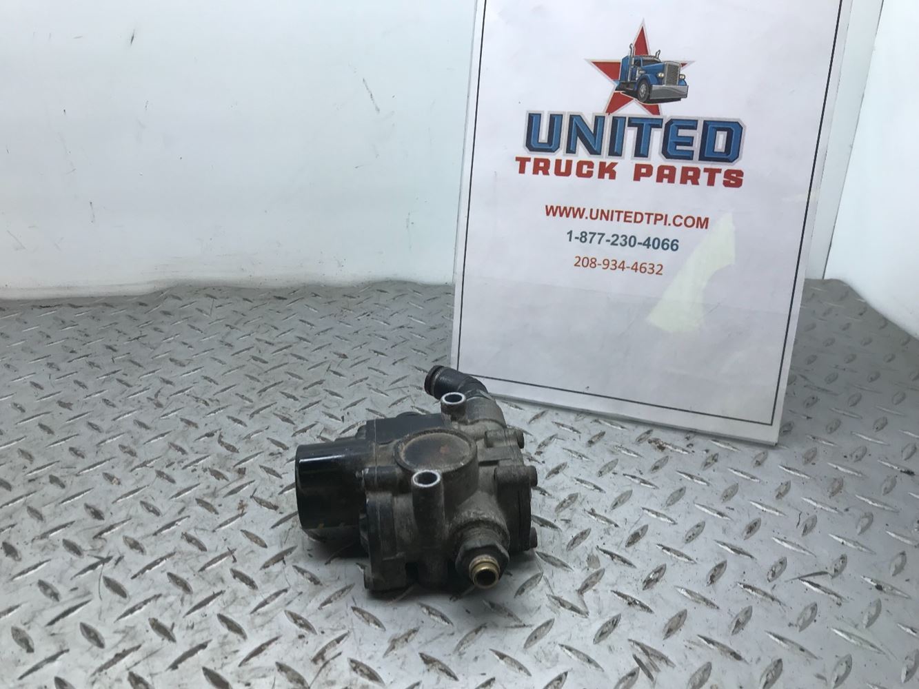 WABCO ABS Relay Valve/Sensor PN: 472-195-052-0