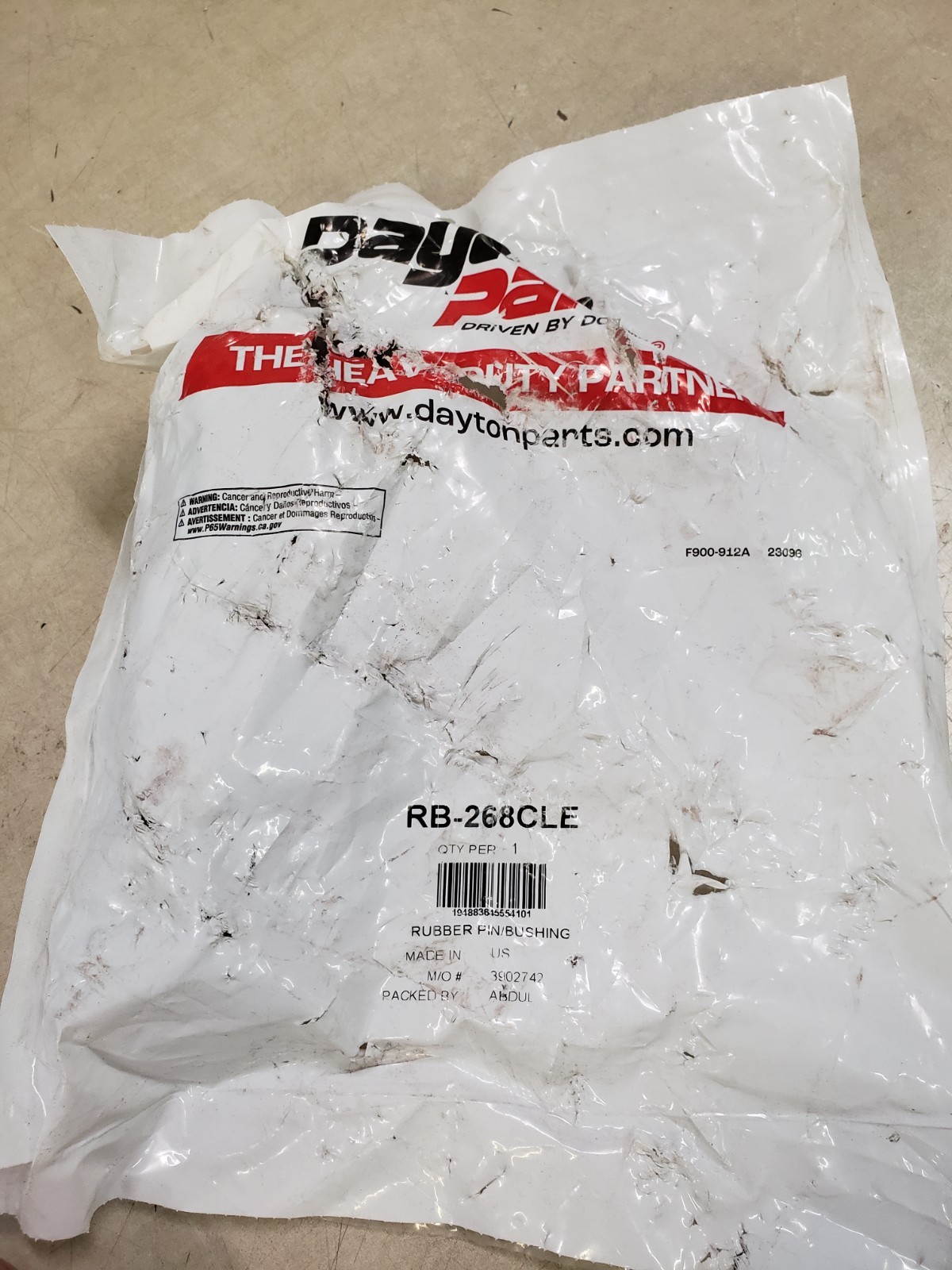 Dayton Parts RB-268CLE Rubber Pin/Bushing Freightliner