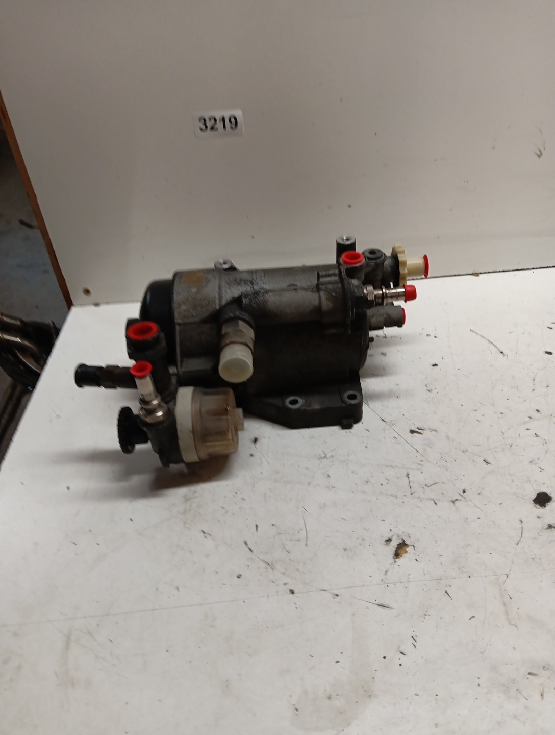International Maxxforce 13 /N13 Fuel Filter Housing 3007378C91 Item #3219