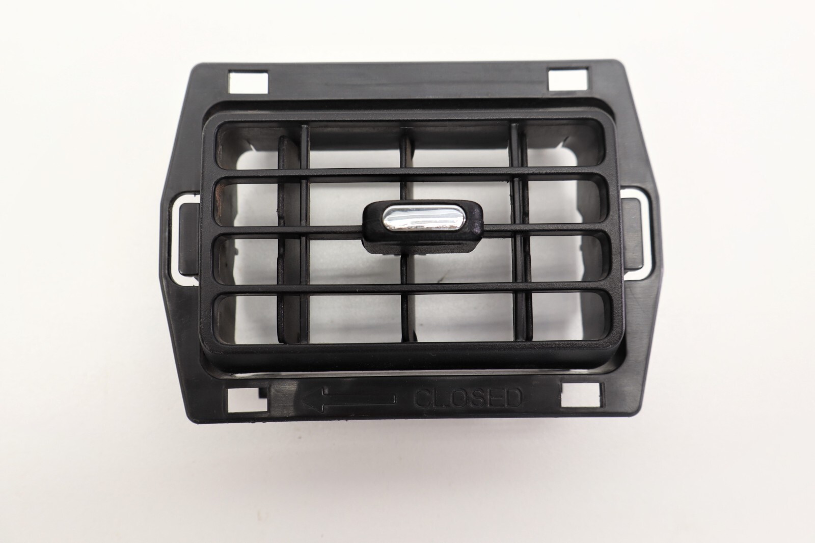 2022 PETERBILT 579 PACCAR FRONT LEFT DASH HVAC LOUVER VENT S45-6035