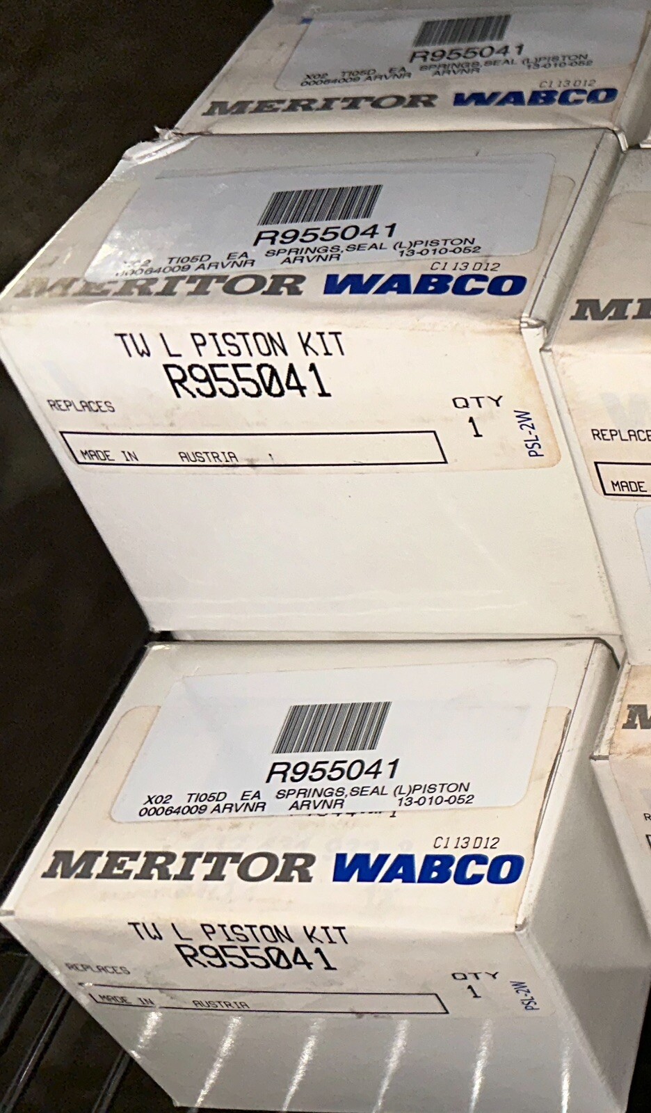 Meritor Wabco R955041 Left Piston Seals & Springs Kit / TWIN Cummins Mack Volvo