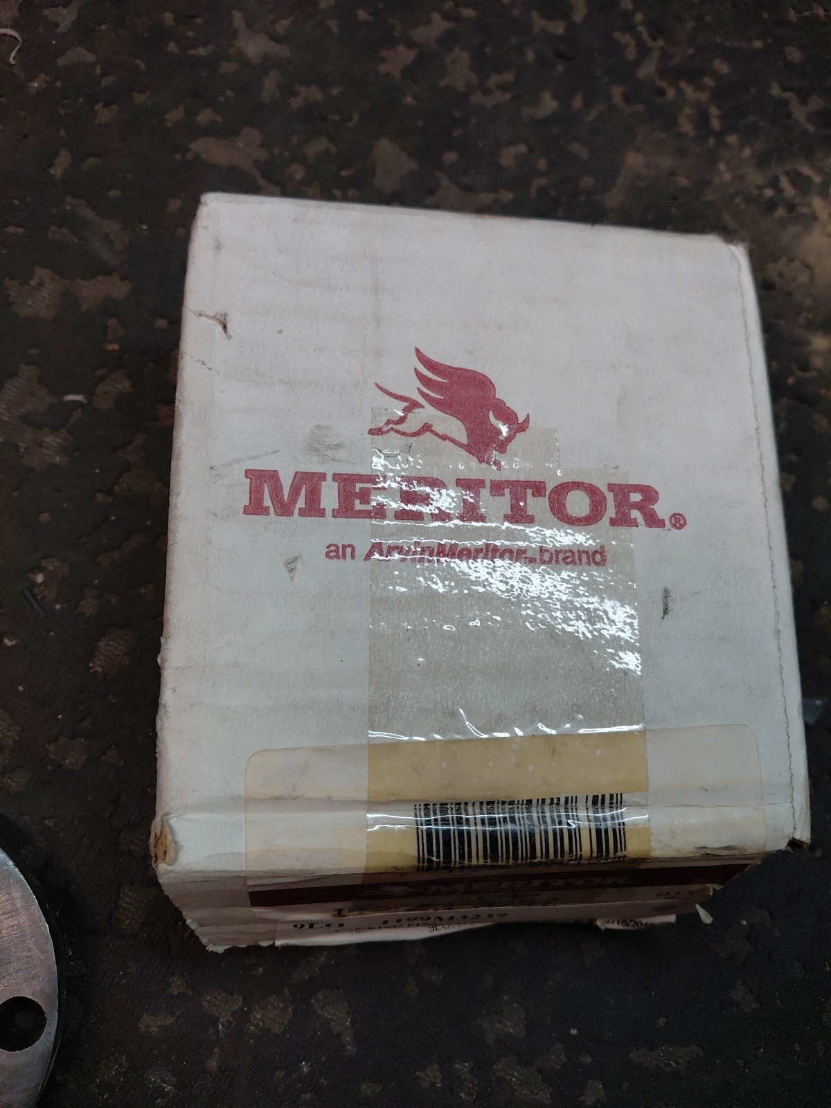 Meritor 1199 M 3237 cap King Pin Set