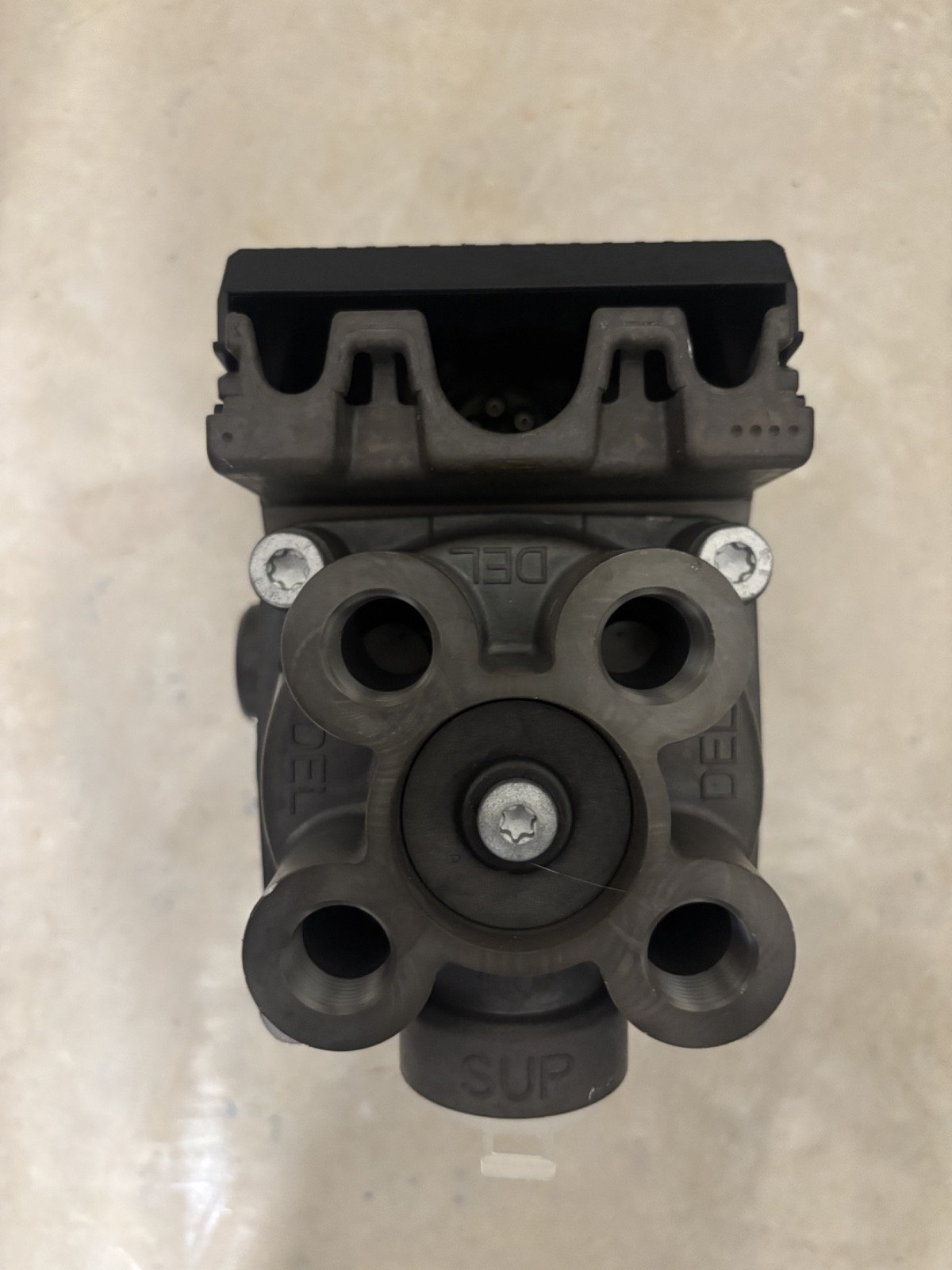 Bendix K109808 TCS2 ABS/ECU Valve Kit 2s/1m Standard Trailers ORIGINAL!
