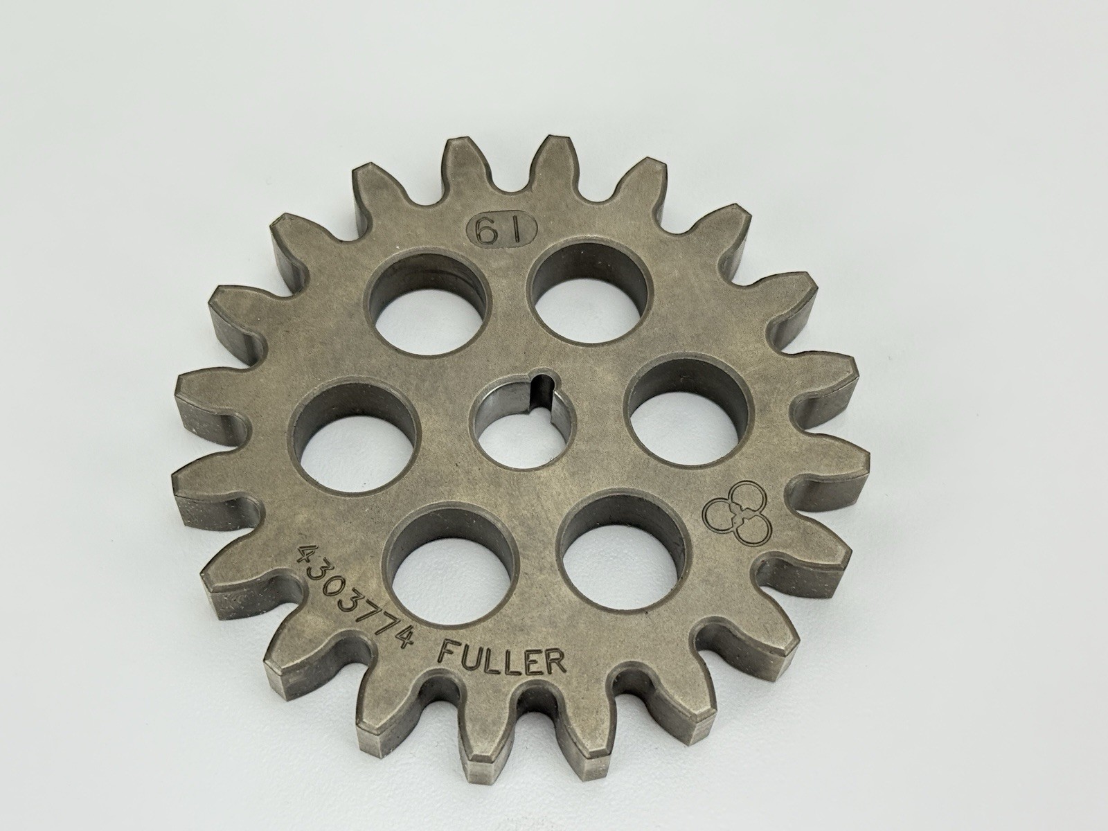 OEM Eaton Fuller 4303774 Pump Drive Gear Transmission Replacement Part