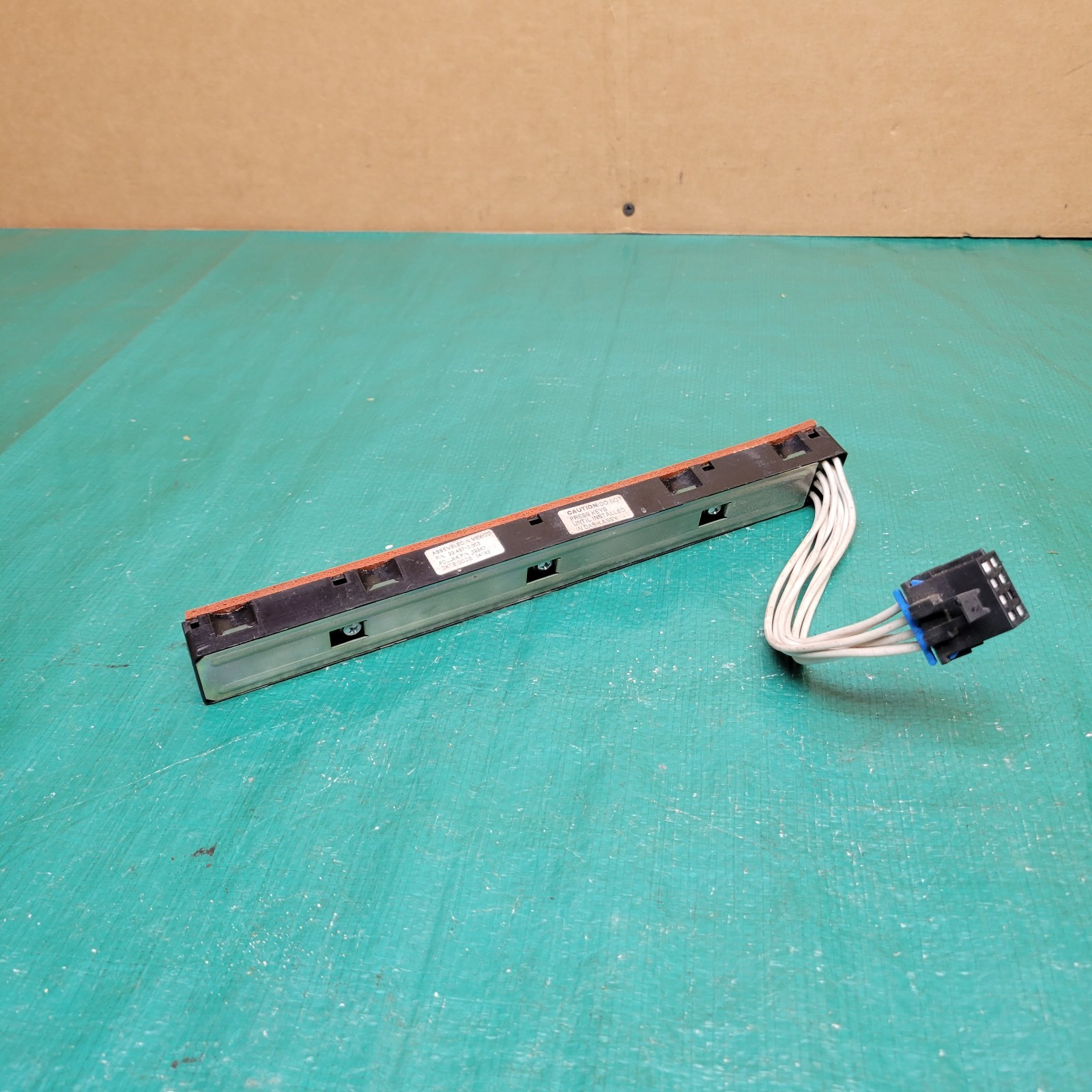Freightliner Pollak Switch Button Strip 22-45710-003 32247