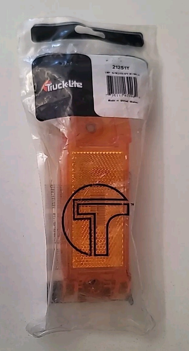 21251Y Truck-Lite Clearance Marker Light