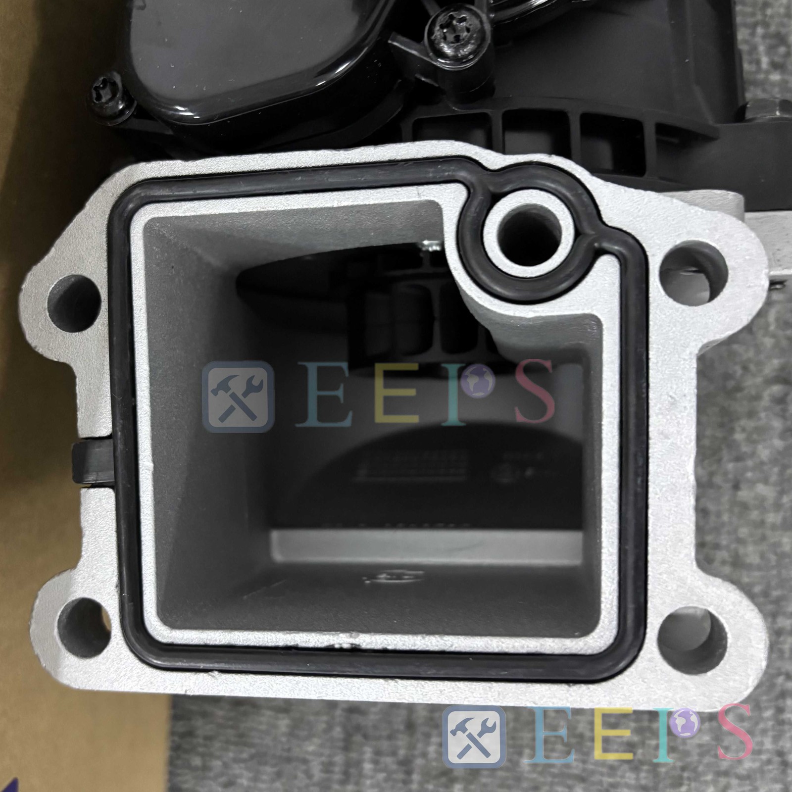 New Oil Crankcase Ventilation Separator Fit For 21122541 20499419 Volvo D13 MP8