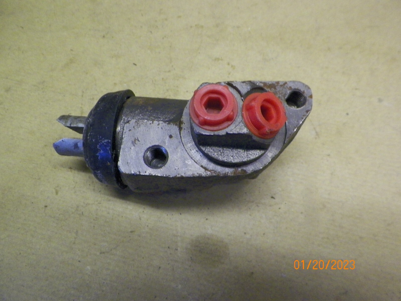 Girling LH rear brake cylinder Leyland Redline Austin Morris KGK 40 LDM 30