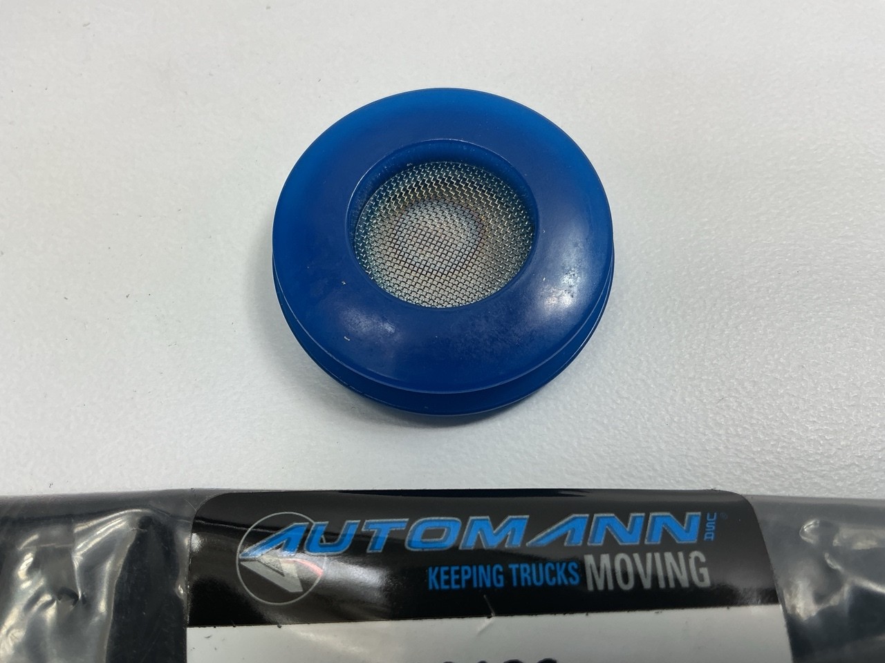 Automann 179.1012S Blue Gladhand Seal With Screen