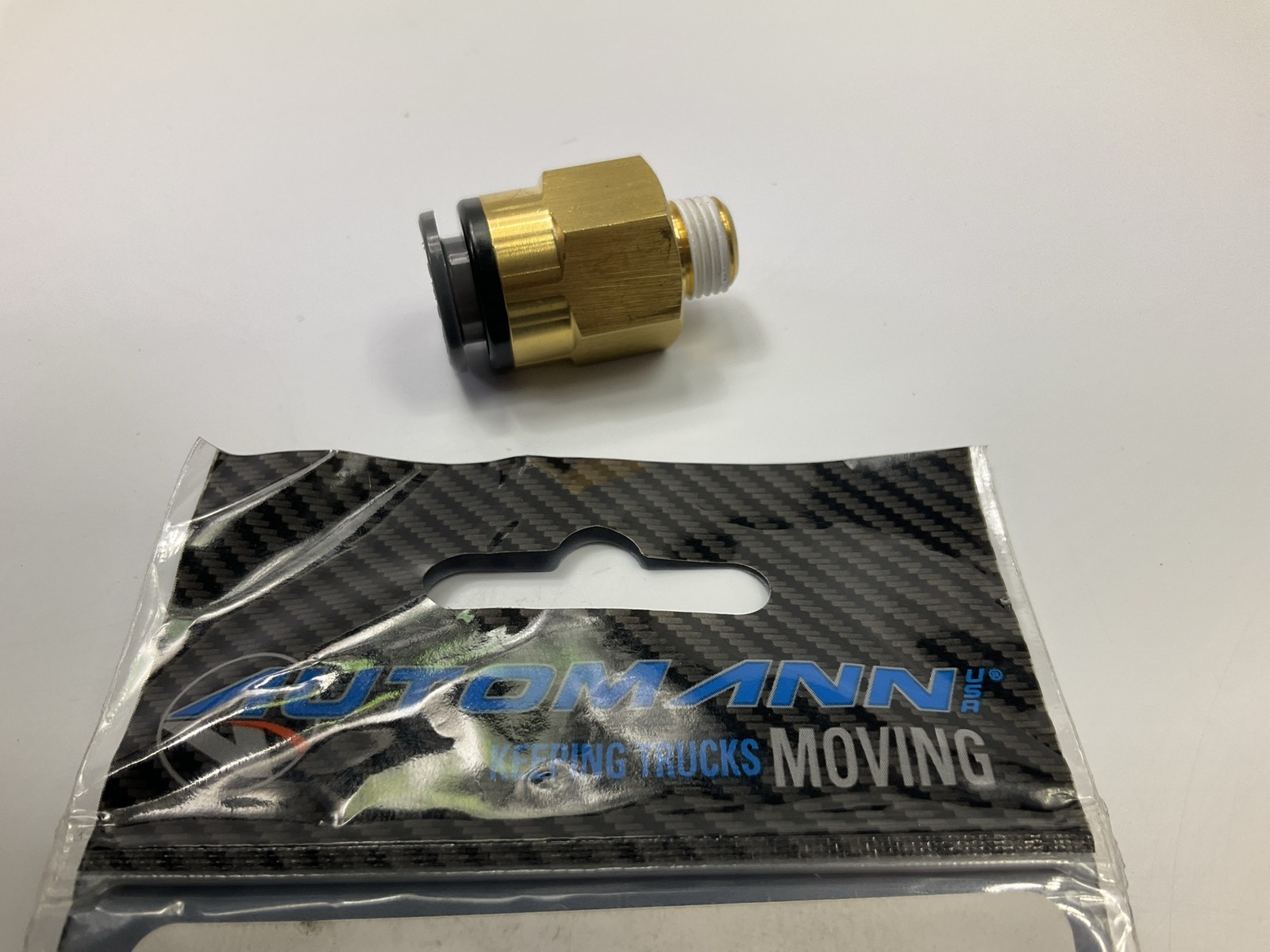 Automann 177.11686A PTC Male Connector 3/8″ Tube X 3/8″ NPT