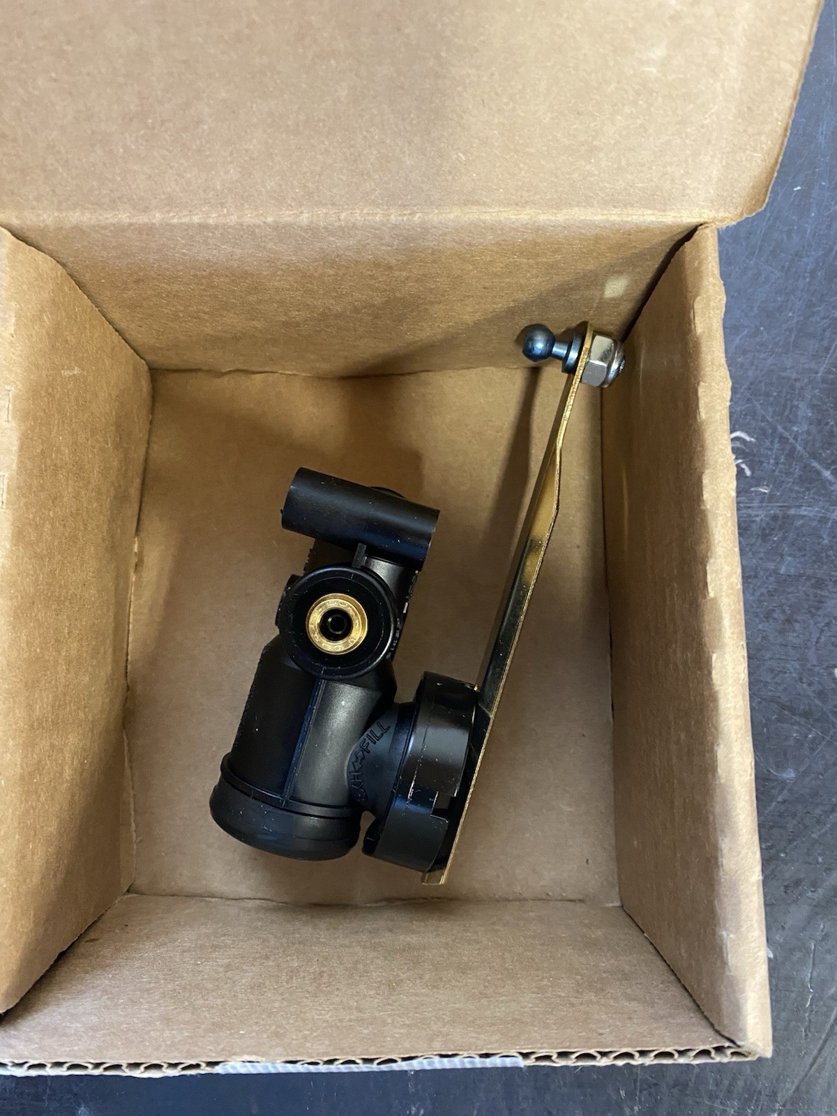 VOLVO 23270961 Cab Suspension Level Valve GENUINE OEM NEW