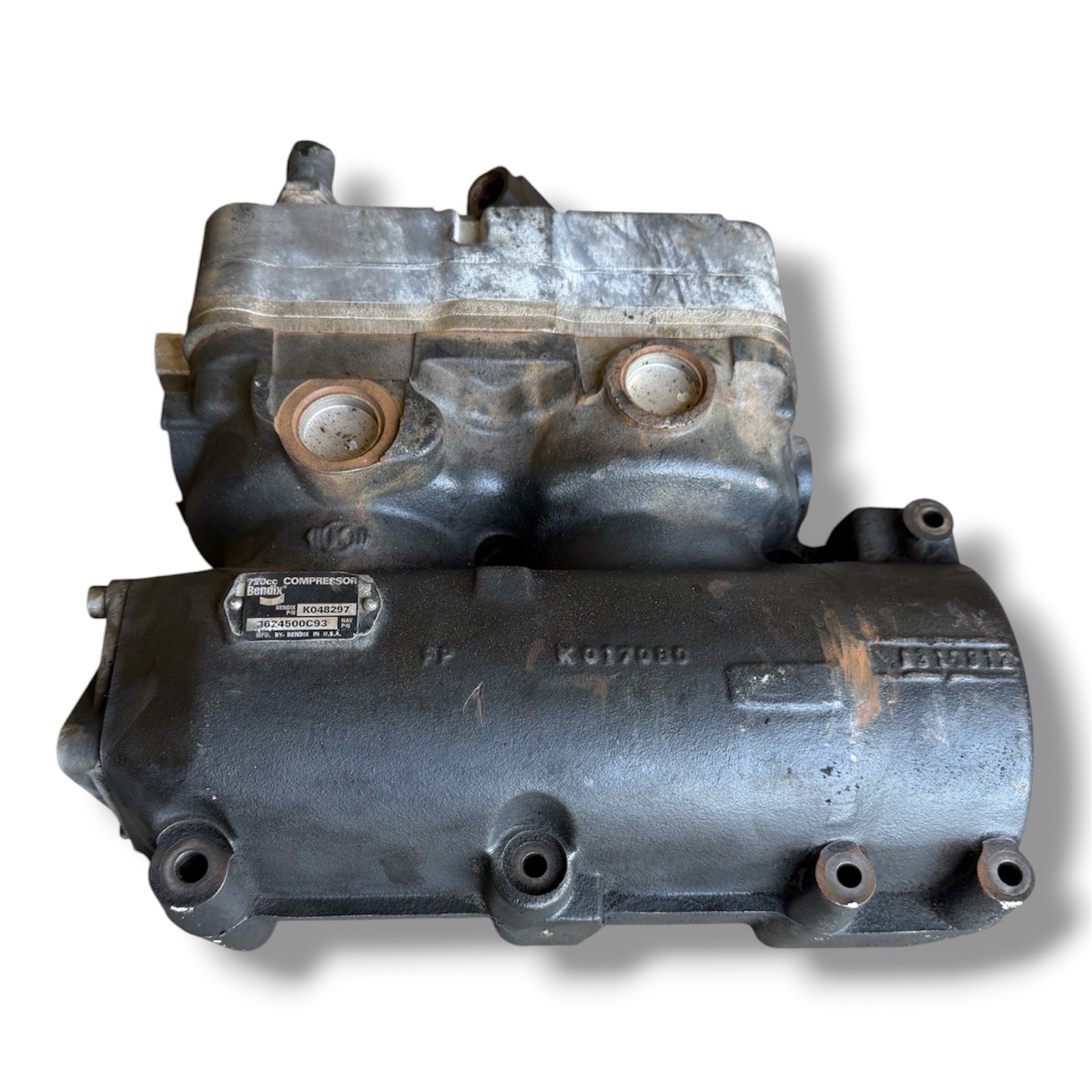 International Navistar 720cc Bendix Air Compressor 3624500C94 K048297