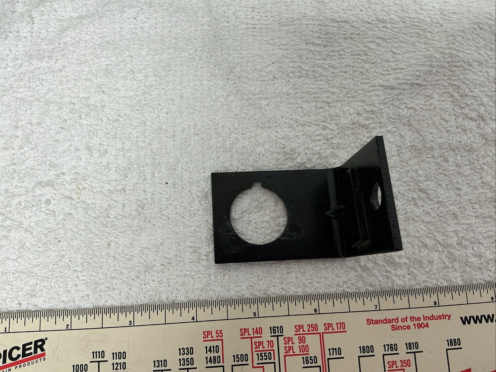 32MR3103AM Mack Bracket For Ignition Switch