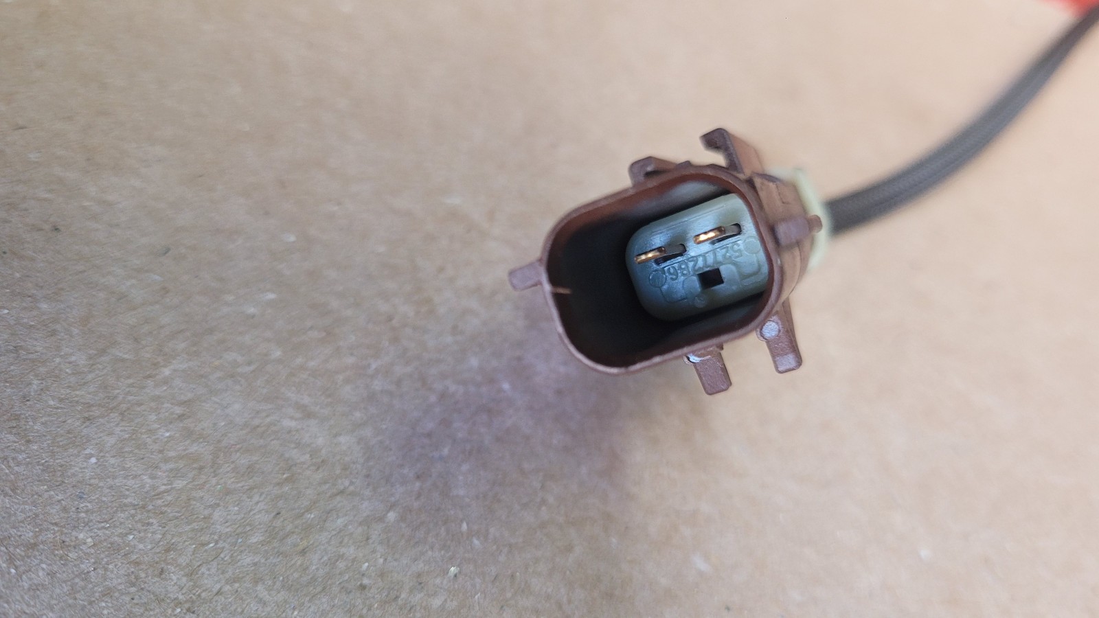 Freightliner Cascadia SCR/DOC Outlet Temperature Sensor A6805402117 OEM