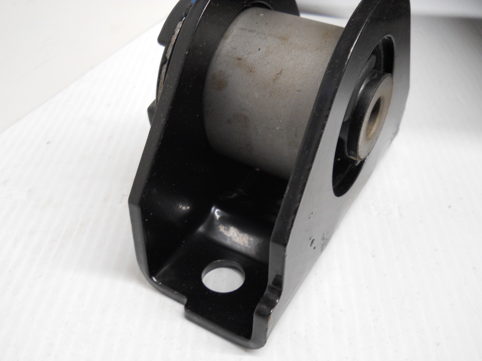 X4XZ Autoparts Freightliner Front Cab Mount w/ Bushing Replaces 18-59922-000