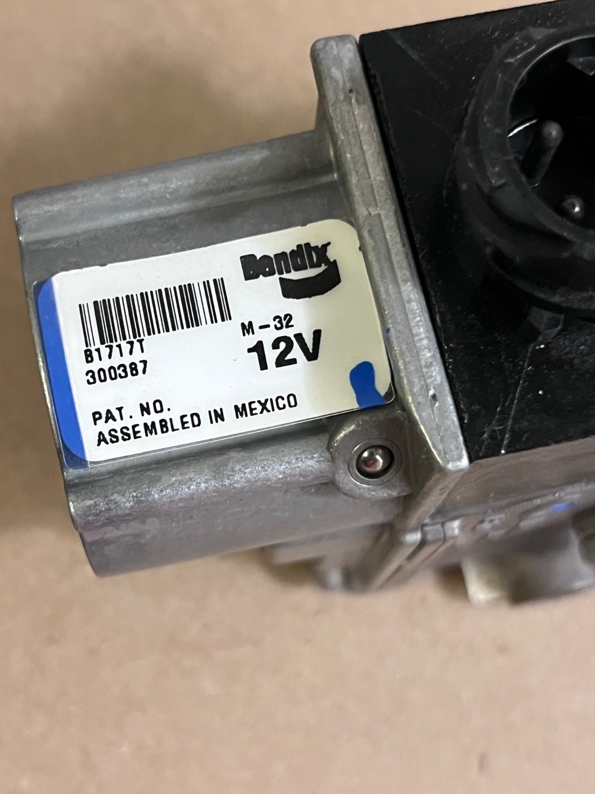 Genuine Bendix 801665 Bendix ABS Modulator Valve Bendix M-32 ABS Modulator Valve