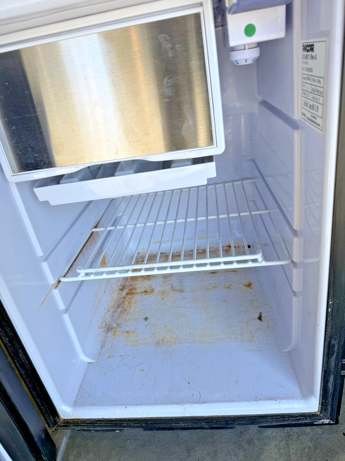 Peterbilt 579 Paccar U10-6011 Commercial Truck Refrigerator Mini Fridge