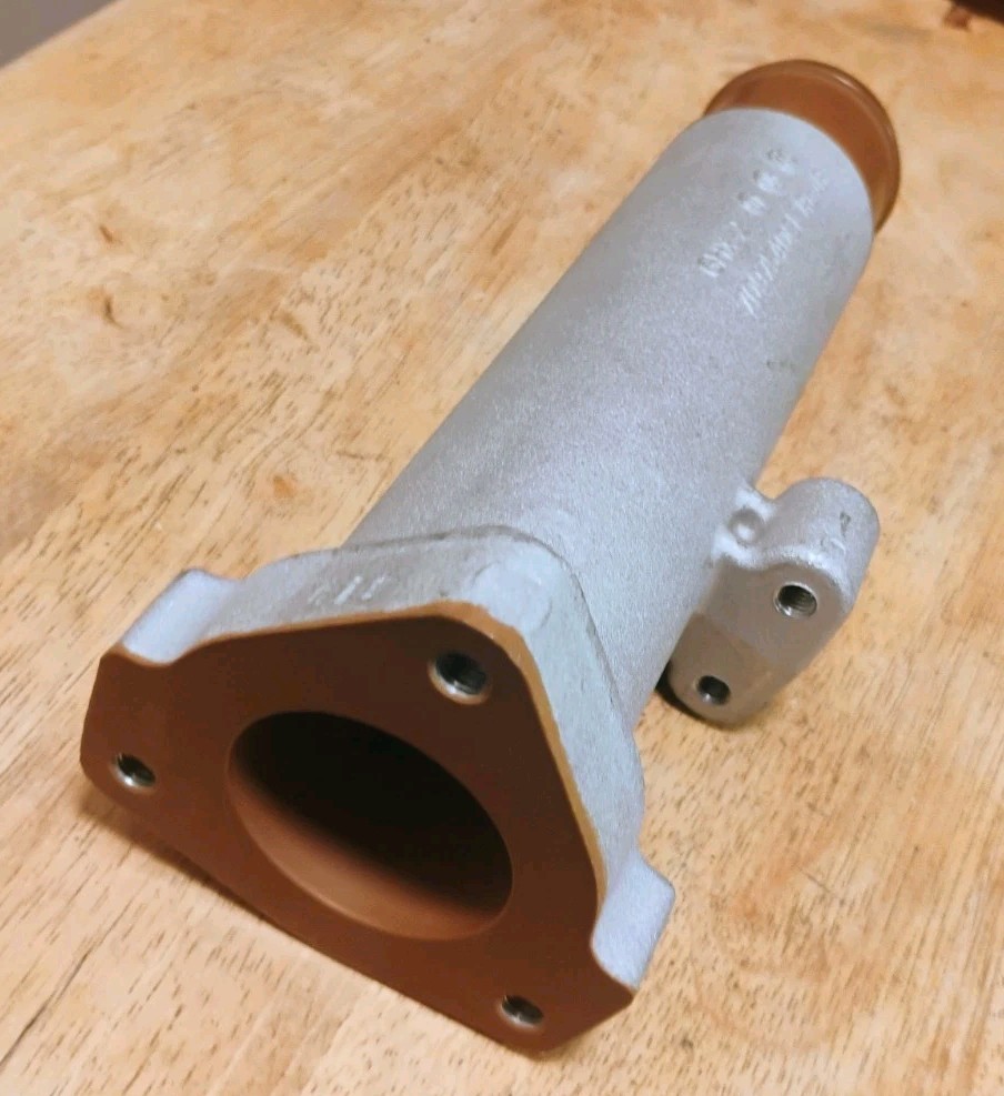 International EGR Duct / Pipe 7097540C1 NOS