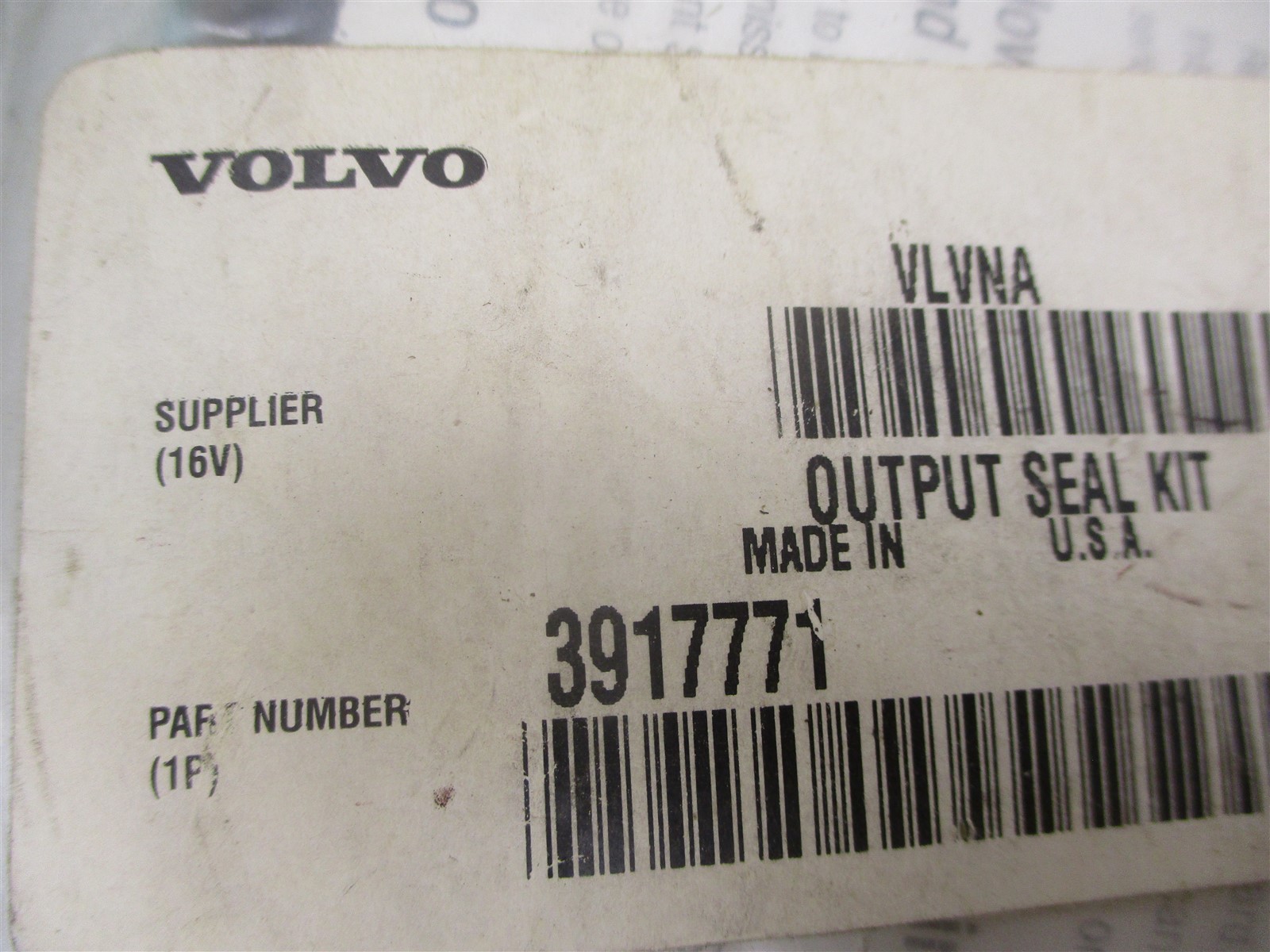 KIT5389 MERITOR TRANSMISION OUTPUT SHAFT SEAL KIT VOLVO 3917771 KIT-5389